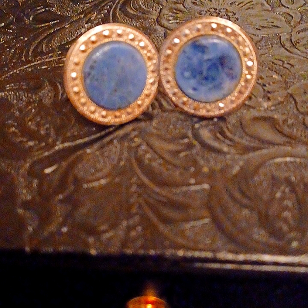 Cufflinks